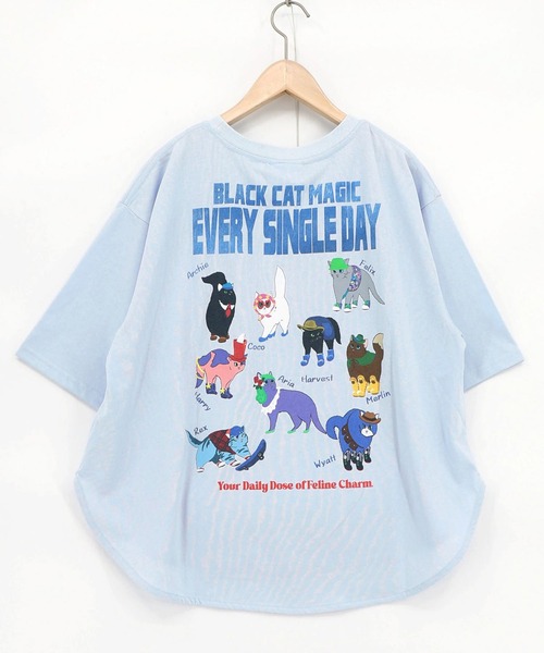 ScoLar(スカラー)の「ScoLar(スカラー) ブラックキャットマジック柄 接触冷感Tシャツ(Tシャツ/カットソー・レディース・ブラック/グリーン/ライトブルー/オフホワイト・MEDIUM)」の4枚目の写真