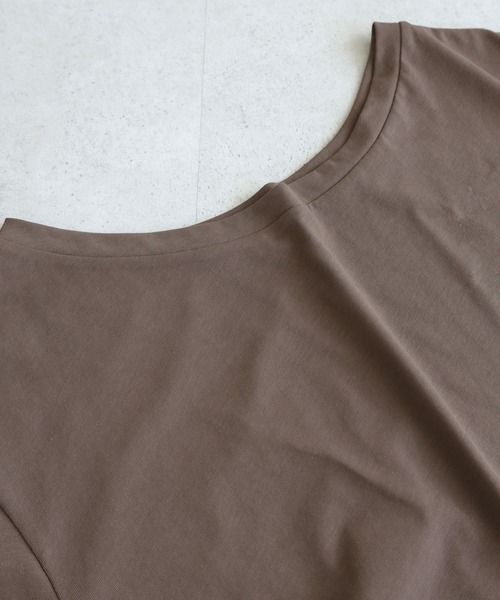 andme(アンドミー)の「サイドギャザーリボン半袖トップス(Tシャツ/カットソー・レディース・ブラック/ブラウン/オフホワイト・M)」の21枚目の写真