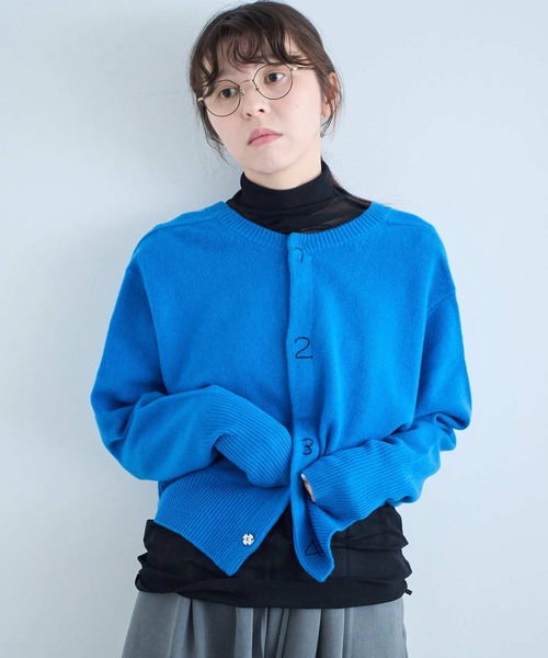 I am I in fact...(アイアムアイインファクト)の「SUSIE クルーカーディガン(ニット/セーター・レディース・ブラック/イエロー/グレー/ホワイト/ブルー・FREE)」の14枚目の写真
