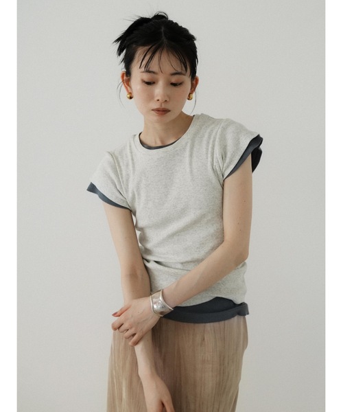 Katrin TOKYO(カトリーントーキョー)の「minimal rib tee(Tシャツ/カットソー・レディース・ダークブラウン/ヘザーグレー/ブルー系/イエロー系・FREE/XS)」の2枚目の写真