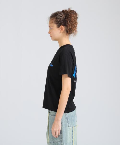 AVIREX(アヴィレックス)の「PINUP GIRL FOIL PRINT T-SHIRT(Tシャツ/カットソー・レディース・ブラック/ホワイト/その他・S/M)」の7枚目の写真