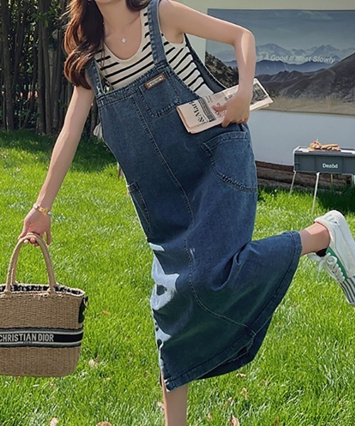 FAVORITO(ファヴォリート)の「デニムサロペットワンピース(ワンピース・レディース・ブルー・F)」の6枚目の写真