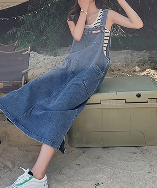 FAVORITO(ファヴォリート)の「デニムサロペットワンピース(ワンピース・レディース・ブルー・F)」の10枚目の写真
