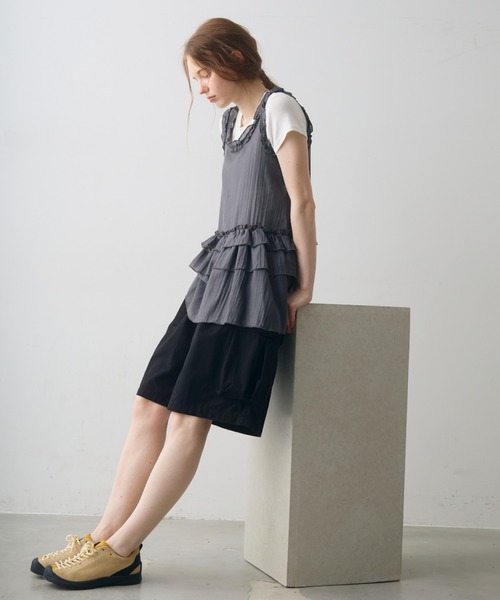 Crisp(クリスプ)の「frill design sheer tunic / フリルデザインシアーチュニック(チュニック・レディース・ダークグレー/ホワイト・FREE)」の20枚目の写真