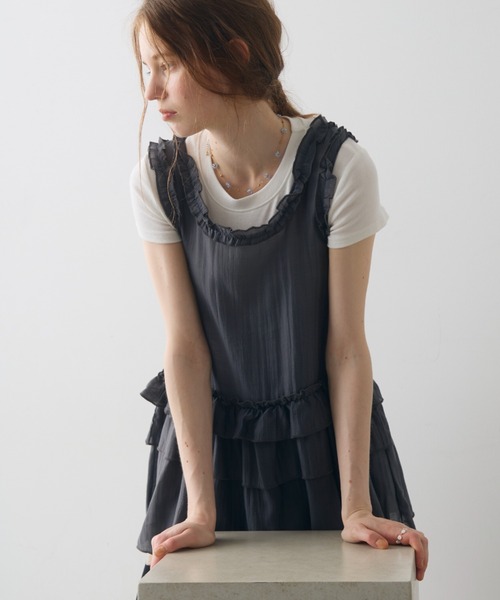 Crisp(クリスプ)の「frill design sheer tunic / フリルデザインシアーチュニック(チュニック・レディース・ダークグレー/ホワイト・FREE)」の21枚目の写真