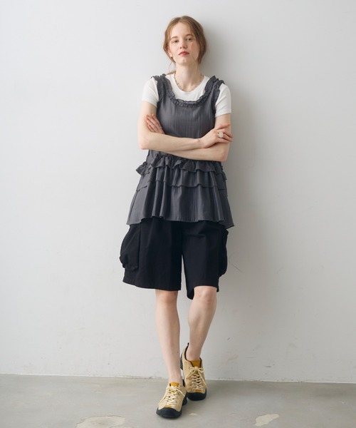 Crisp(クリスプ)の「frill design sheer tunic / フリルデザインシアーチュニック(チュニック・レディース・ダークグレー/ホワイト・FREE)」の12枚目の写真