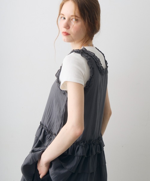 Crisp(クリスプ)の「frill design sheer tunic / フリルデザインシアーチュニック(チュニック・レディース・ダークグレー/ホワイト・FREE)」の17枚目の写真