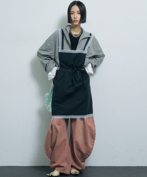 yae（ヤエ）の「Super wide curve denim / スーパーワイドカーブデニム（デニムパンツ・レディース・ピンク・38/36）」の4枚目の写真