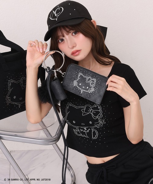 one after another NICE CLAUP(ワンアフターアナザーナイスクラップ)の「【チャーミーキティ】マルチスマホショルダー(ショルダーバッグ・レディース・ブラック/ピンク/グレー・FREE)」の1枚目の写真