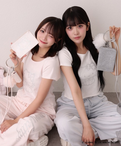 one after another NICE CLAUP(ワンアフターアナザーナイスクラップ)の「【チャーミーキティ】マルチスマホショルダー(ショルダーバッグ・レディース・ブラック/ピンク/グレー・FREE)」の9枚目の写真