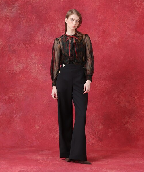 LOULOU WILLOUGHBY（ルルウィルビー）の「グロッシーフラワーブラウス（シャツ/ブラウス・レディース・ブラック系その他・2）」の6枚目の写真