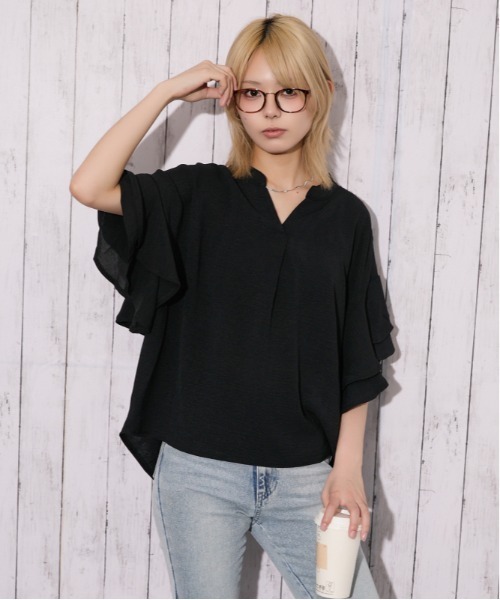 GORGE（ゴージ）の「《袖フリル・抜け感》カットスキッパーシャツ／フェミニン×ナチュラル／春夏／全4色（シャツ/ブラウス・レディース・ブラック/チャコール/アイボリー/ブルー・F）」の19枚目の写真