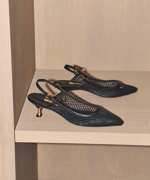 GRISE（グリーズ）の「《追加2/WEB+一部店舗限定》GRISE5cmポインテッドメッシュスリングバック（パンプス・レディース・ブラウン/ブラック・22cm/22.5cm/23.5cm/23cm/24cm/24.5cm/25cm）」の2枚目の写真