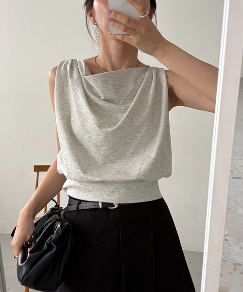 CAPRICIEUX LE'MAGE（カプリシューレマージュ）の「ドレープノースリT（Tシャツ/カットソー・レディース・ホワイト系その他/ライトグレー/ブラック・FREE）」の8枚目の写真