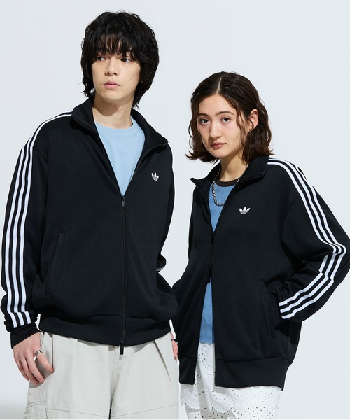 adidas(アディダス)の「FBニット トラックトップ / ジャージ / トラックジャケット / アディダスオリジナルス adidas Originals(ジャージ・メンズ・ブラック・XX-LARGE/X-SMALL/X-LARGE/SMALL/XX-SMALL/3XL/LARGE/MEDIUM)」の1枚目の写真