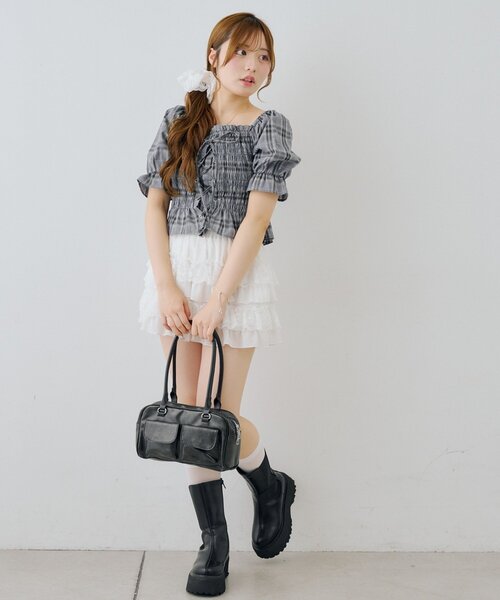 Another Branch olive des olive(アナザーブランチオリーブデオリーブ)の「デコルテを綺麗に見せる、大人の2WAYブラウス(シャツ/ブラウス・レディース・ブルー/ブラック/ブラウン・FREE)」の6枚目の写真
