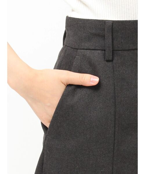 dazzlin(ダズリン)の「アソートショートパンツ(その他パンツ・レディース・チャコールグレー/ブラウン・SMALL/MEDIUM)」の7枚目の写真