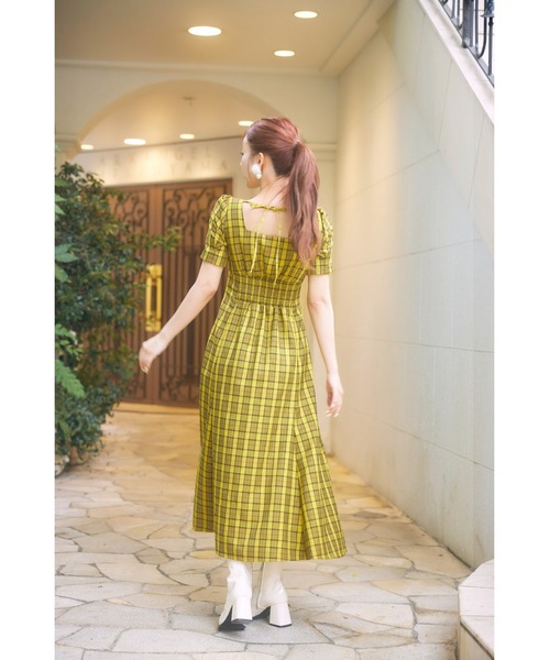 MISTREASS（ミストレアス）の「Multicolor Plaid Power Shoulder Dress（ワンピース・レディース・イエロー/ライトブルー・FREE）」の4枚目の写真