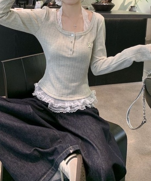 Teem Store（チームストア）の「裾レースフリル ドッキングヘンリーネックリブトップス（Tシャツ/カットソー・レディース・アイボリー・M）」の6枚目の写真