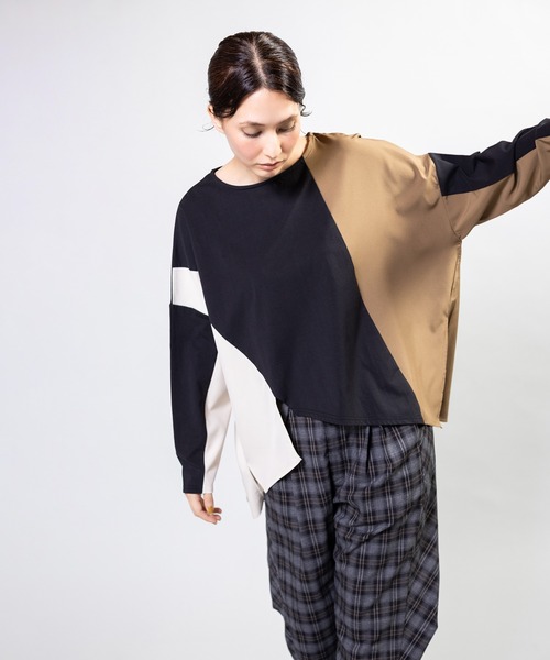 OSMOSIS（オズモーシス）の「アシンメトリーヘム切替長袖Tシャツ（Tシャツ/カットソー・レディース・チャコール/アイボリー/ブラック・ONE SIZE）」の10枚目の写真