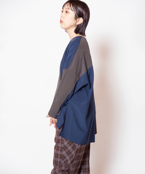 OSMOSIS（オズモーシス）の「アシンメトリーヘム切替長袖Tシャツ（Tシャツ/カットソー・レディース・チャコール/アイボリー/ブラック・ONE SIZE）」の15枚目の写真