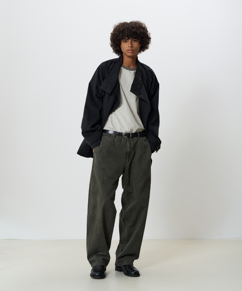 NOUN(ノウン)の「テーパードチノパンツ(ディープカーキ)(その他パンツ・メンズ・その他・0/2/1)」の3枚目の写真