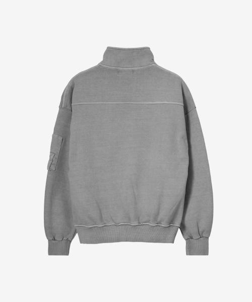 INEXCIS(イネクシス)の「PIGMENT ユーティリティジップアップ (Light Grey)(ナイロンジャケット・レディース・その他・FREE)」の2枚目の写真