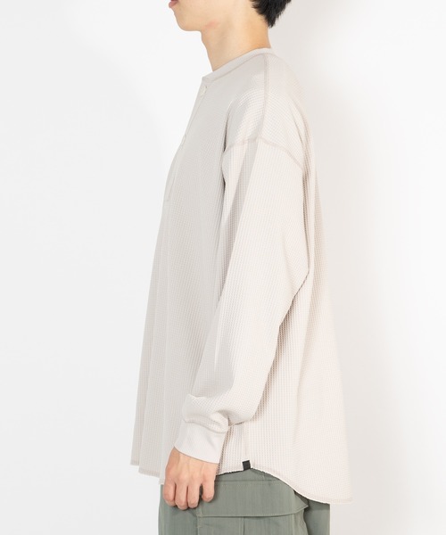 DAIWA PIER39(ダイワピア39)の「TECH THERMAL HENLEY L/S BE-33026W(Tシャツ/カットソー・メンズ・ブラック/ネイビー/オフホワイト・X-LARGE/SMALL/MEDIUM/LARGE)」の7枚目の写真
