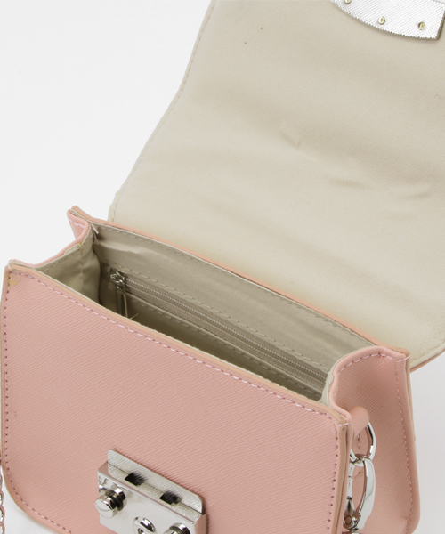 KOBE LETTUCE（コウベレタス）の「今季もやっぱりMiniバッグ♪大人Ladyなstyleに！2way☆チェーンミニショルダーバッグ/レディース/神戸レタス[B1030]（ショルダーバッグ・レディース・ベージュ/コーラル/サックスブルー/ブラック/グレー系その他/ピンク系その他/ピンク/レモンイエロー/オフホワイト/グリーン/チェリーピンク/レッド/パープル/ボルドー/レオパード/イエロー・FREE）」の17枚目の写真