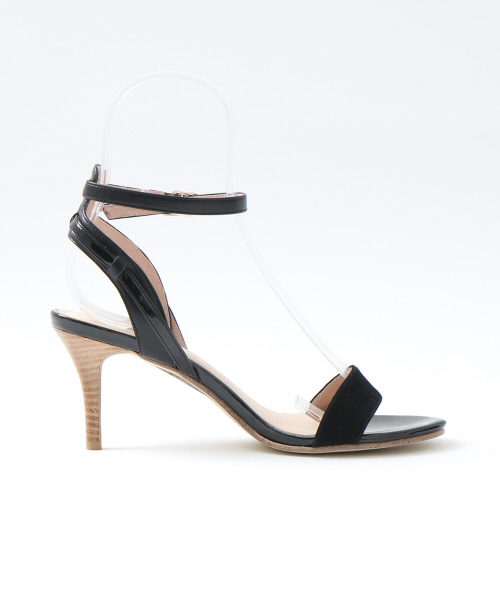 アンクルストラップサンダル