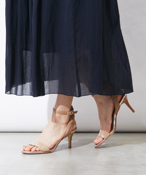 アンクルストラップサンダル