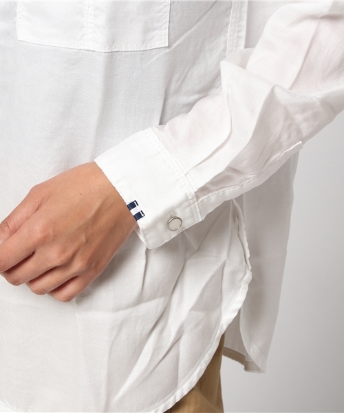 Moname（モナーム）の「■Moname   ビッグシルエット シャツ ドロップショルダー   41161062（シャツ/ブラウス・レディース・ネイビー/ホワイト/サックスブルー/カーキ/ピンク系その他/レモンイエロー・S/M/XS）」の12枚目の写真