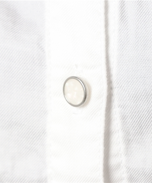 Moname（モナーム）の「■Moname   ビッグシルエット シャツ ドロップショルダー   41161062（シャツ/ブラウス・レディース・ネイビー/ホワイト/サックスブルー/カーキ/ピンク系その他/レモンイエロー・S/M/XS）」の14枚目の写真