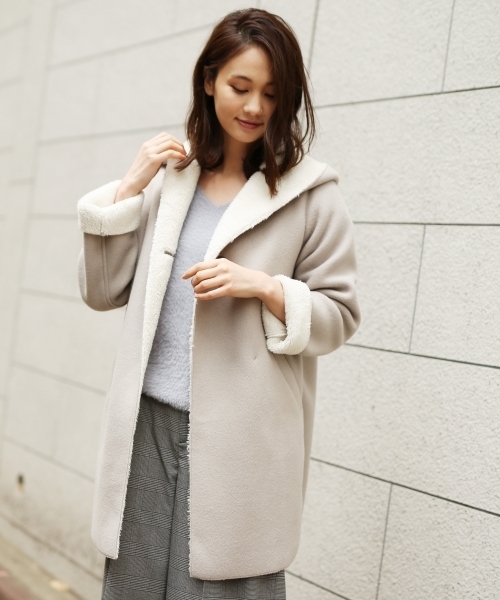 GLOBAL WORK(グローバルワーク)の「ボアボンディングコート/759652(その他アウター・レディース・ダークグレー/ベージュ/ネイビー・LARGE/MEDIUM)」の2枚目の写真