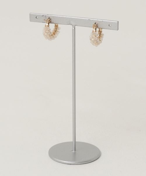 TONE SELECT GOODS（トーンセレクトグッズ）の「【marinaJEWELRY】14kgf/White Chalcedony pave pierced earring（ピアス（両耳用）・レディース・ホワイト・FREE）」の2枚目の写真