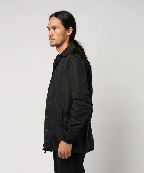 DSQUARED2(ディースクエアード)の「Sportsjacket /0182(ナイロンジャケット・メンズ・ブラック・44/46/48/42)」の2枚目の写真