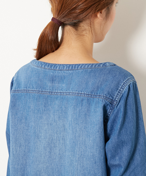 AMERICAN RAG CIE(アメリカンラグシー)の「ノーカラーデニムワンピース【WEB限定】(ワンピース・レディース・インディゴブルー・FREE)」の22枚目の写真