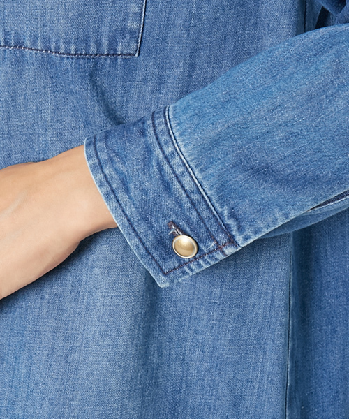 AMERICAN RAG CIE(アメリカンラグシー)の「ノーカラーデニムワンピース【WEB限定】(ワンピース・レディース・インディゴブルー・FREE)」の19枚目の写真