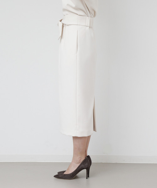 Liesse（リエス）の「ウエストリボンゆるタイトスカート（スカート・レディース・オフホワイト/ネイビー/ベージュ・S/M）」の12枚目の写真