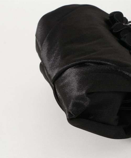 Fashion Letter（ファッションレター）の「2WAYサテンフラワー 結婚式バッグ（クラッチバッグ・レディース・ブラック/ネイビー/アイボリー/ワイン・FREE）」の14枚目の写真