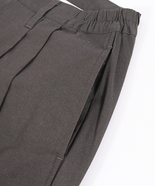 CAMBIO（カンビオ）の「mp6823-ワイドタックテーパードパンツ（その他パンツ・メンズ・ブラック/オリーブ/チャコール・S/M/L）」の11枚目の写真