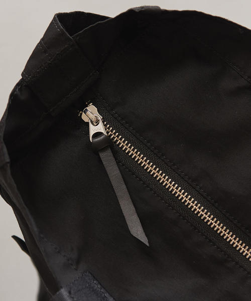 BEAUTY&YOUTH UNITED ARROWS（ビューティーアンドユースユナイテッドアローズ）の「BY コットン ナイロン トート ショルダーバッグ（トートバッグ・メンズ・ホワイト/ブラック・FREE）」の14枚目の写真