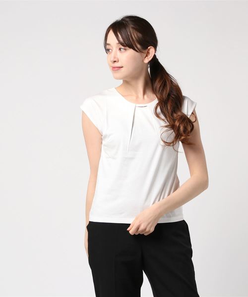 TRUDEA(トルディア)の「【接触冷感シルケット素材】メタルパーツ フレンチスリーブTシャツ(Tシャツ/カットソー・レディース・ベージュ/ブラック/ホワイト/ピンク/カーキ/グリーン・MEDIUM/LARGE)」の10枚目の写真