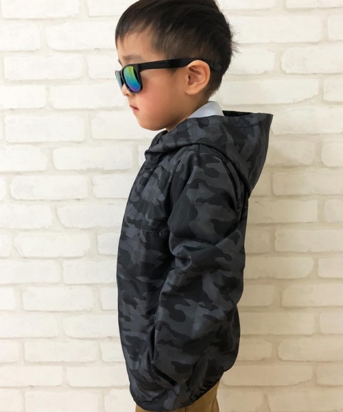 THE CASUAL（カジュアル）の「撥水加工 ZIPパーカー キッズ（パーカー・キッズ・ネイビー/オフホワイト/カモフラージュ/レッド/ブラック/ベージュ・110cm/150cm/120cm/130cm/160cm/140cm）」の18枚目の写真