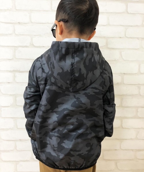THE CASUAL（カジュアル）の「撥水加工 ZIPパーカー キッズ（パーカー・キッズ・ネイビー/オフホワイト/カモフラージュ/レッド/ブラック/ベージュ・110cm/150cm/120cm/130cm/160cm/140cm）」の10枚目の写真