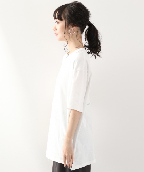 LOWRYS FARM（ローリーズファーム）の「ＡＲＴプリントＴＥＥ　877226（Tシャツ/カットソー・レディース・チャコールグレー/アイボリー/オフホワイト/グレー系その他/ホワイト系その他・FREE）」の18枚目の写真