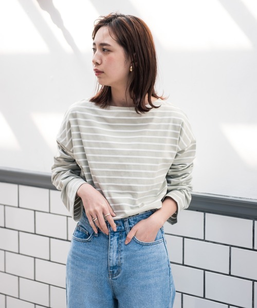 Aunt Marie's（アントマリーズ）の「AUNT MARIE’S　ドロップショルダーボーダーロングTシャツ（Tシャツ/カットソー・レディース・ブラック/ベージュ/グリーン・FREE）」の3枚目の写真