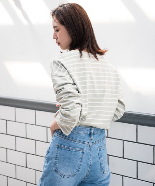 Aunt Marie's（アントマリーズ）の「AUNT MARIE’S　ドロップショルダーボーダーロングTシャツ（Tシャツ/カットソー・レディース・ブラック/ベージュ/グリーン・FREE）」の12枚目の写真