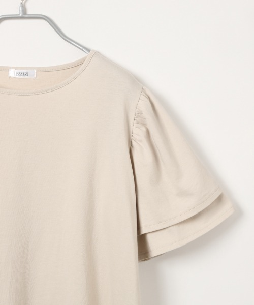 LOWRYS FARM(ローリーズファーム)の「ボリュームフリルSS 886361(Tシャツ/カットソー・レディース・チャコールグレー/アイボリー/ドット・FREE)」の6枚目の写真