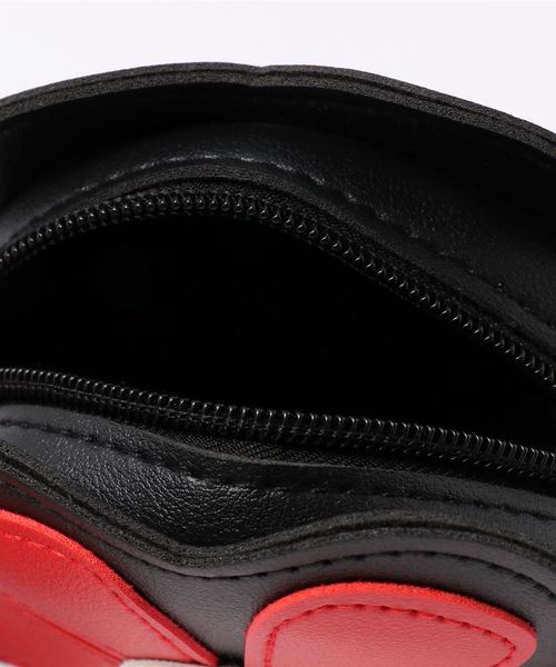 Fun & Daily(ファンアンドデイリー)の「F&D : フラワーミニポーチ(ショルダーバッグ・レディース・レッド/イエロー/ブルー・FREE)」の5枚目の写真